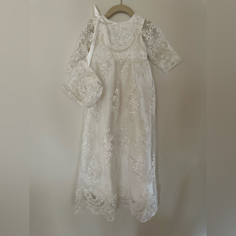 **NEW** never worn Pearl and rhinestone christening gown 18m